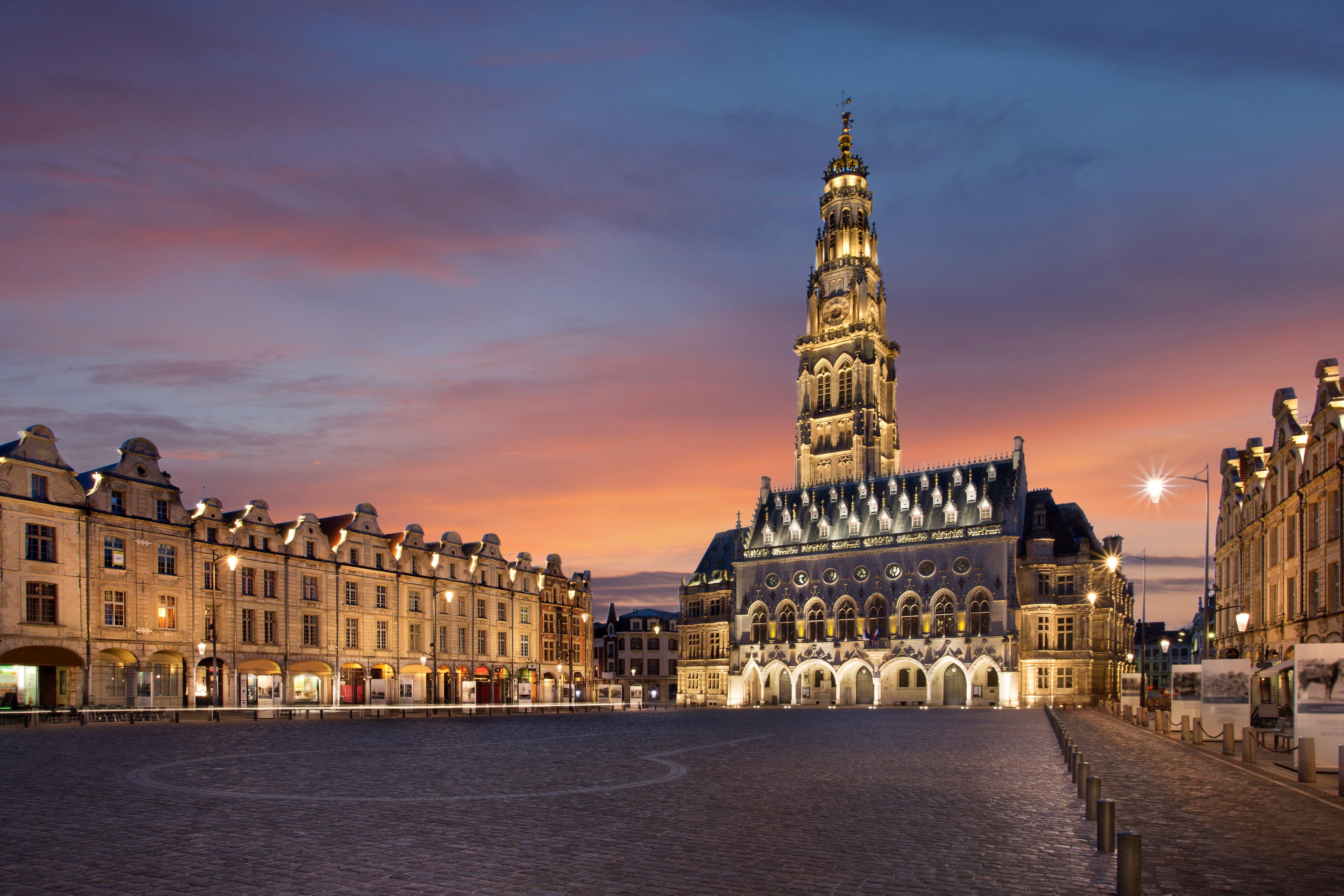 Holiday Inn Express Arras By Ihg Exterior foto